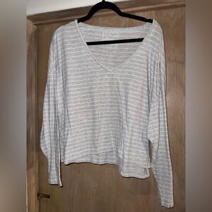 Aerie Light Gray Striped Long Sleeve Top Size L